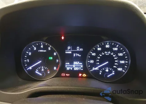 2017 Hyundai Elantra Se z USA, uszkodzony, nr VIN 5NPD84LFXHH135664